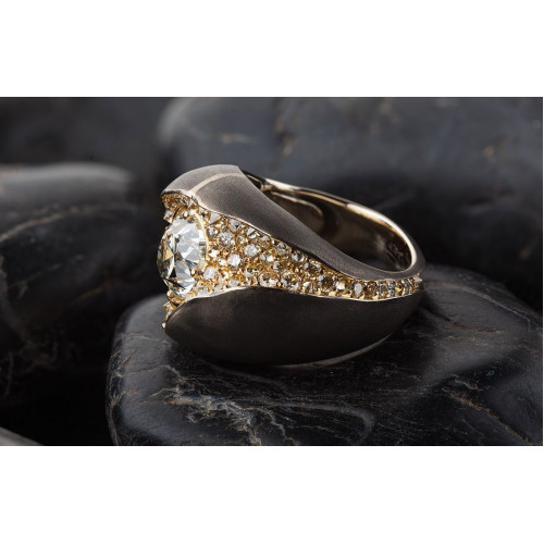 Кольцо "Камни" из золота с бриллиантами