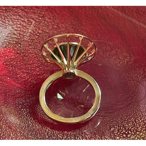 Кольцо "Niemeyer" из золота с перидотом и бриллиантами